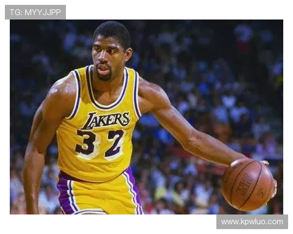 传奇魔术师湖人生涯收获11枚戒指